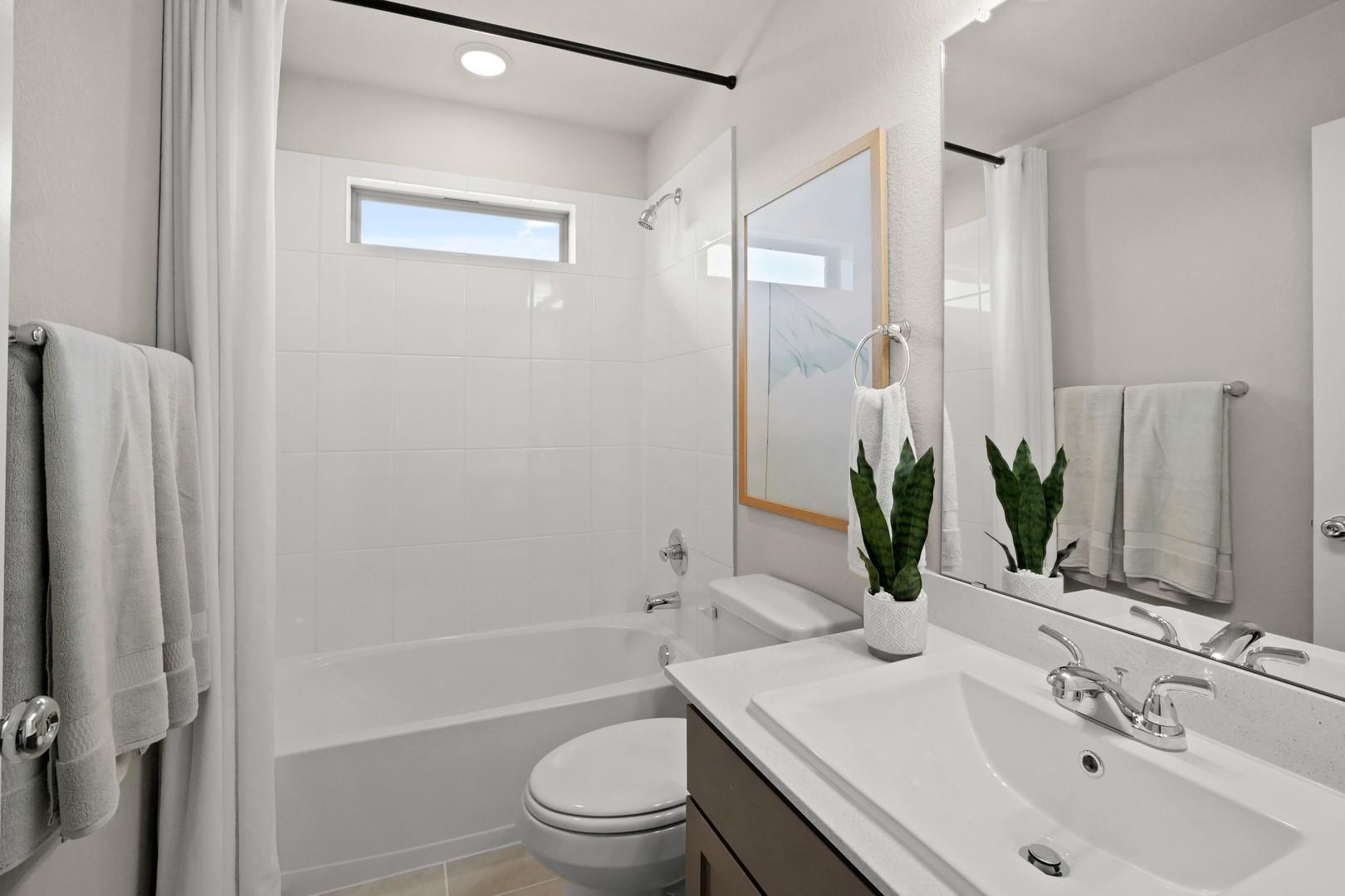 8112 Turning Leaf Cir, Lago Vista, TX 78645