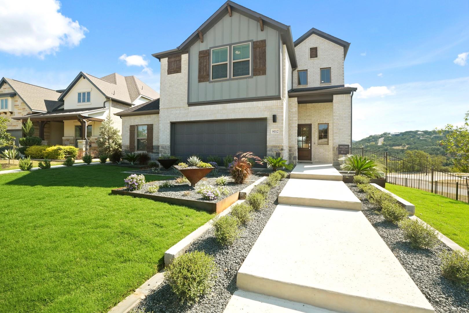 8112 Turning Leaf Cir, Lago Vista, TX 78645