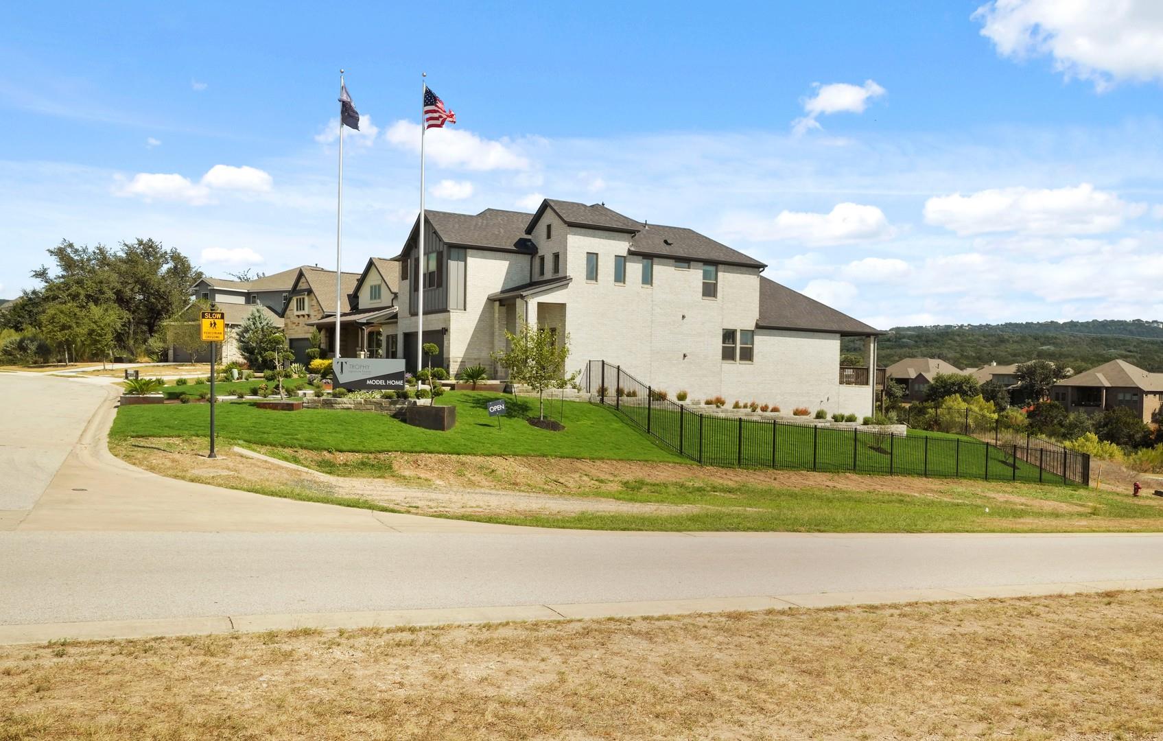8112 Turning Leaf Cir, Lago Vista, TX 78645