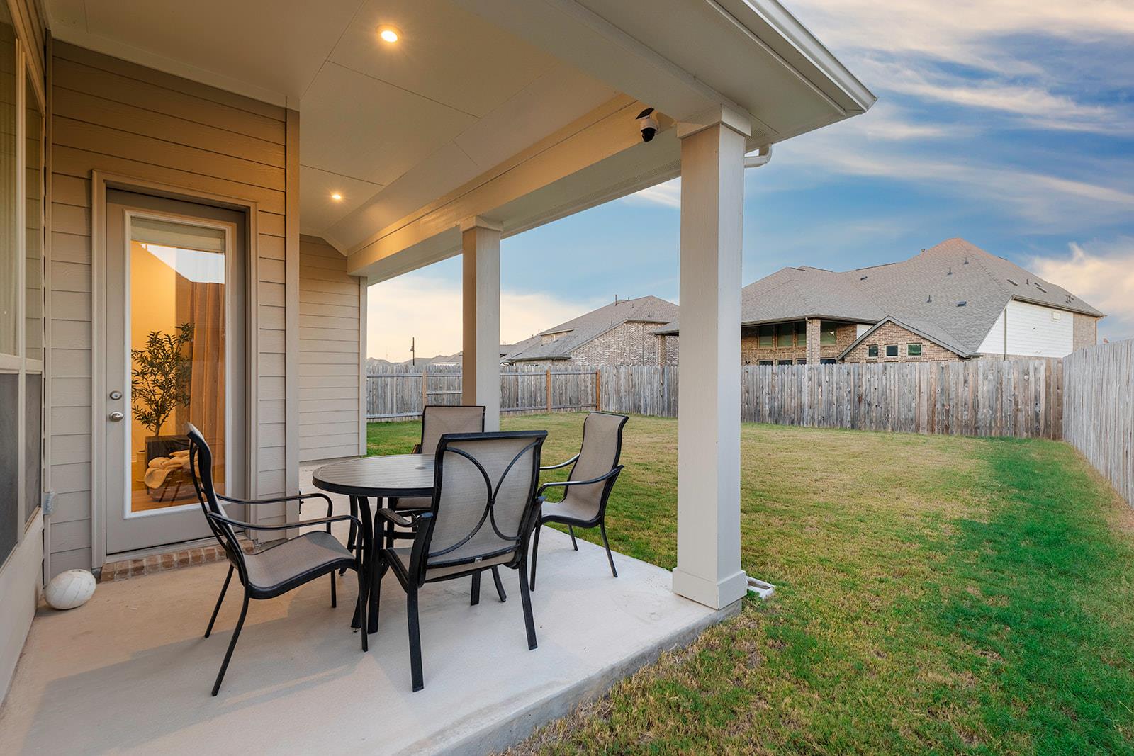 309 Hollister Dr, Liberty Hill, TX 78642