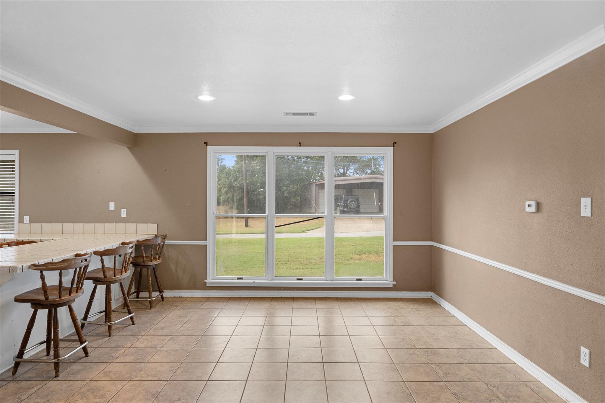 1027 Shady Cir, Lexington, TX 78947