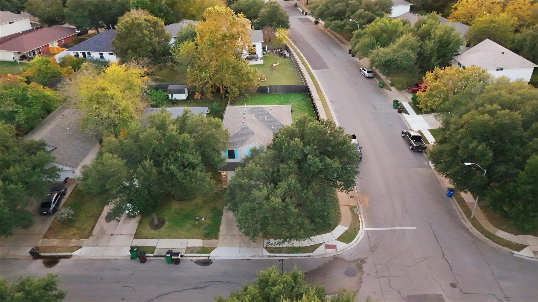 2067 Buckley Ln, Round Rock, TX 78664