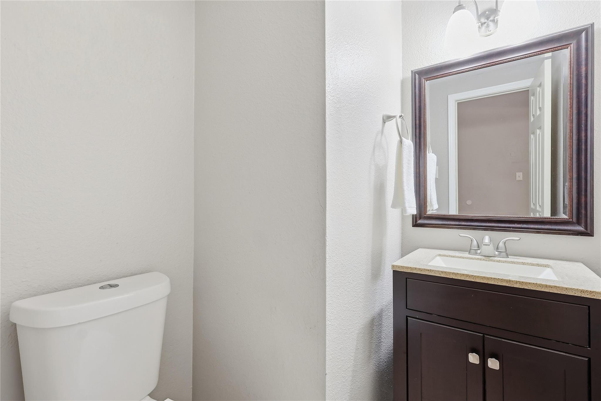 2067 Buckley Ln, Round Rock, TX 78664