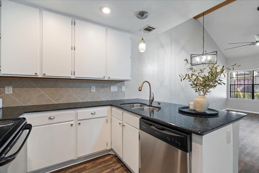 1748 Ohlen Rd # 76, Austin, TX 78757