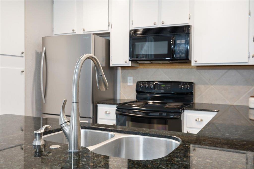 1748 Ohlen Rd # 76, Austin, TX 78757