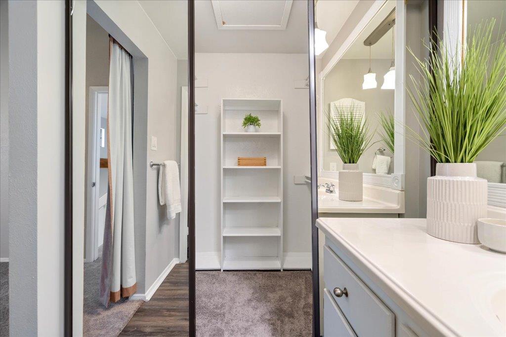 1748 Ohlen Rd # 76, Austin, TX 78757