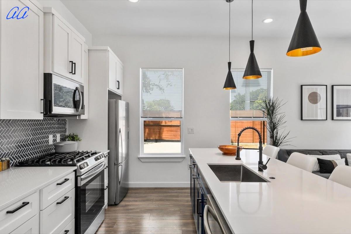 5401 Stuart Cir Dr # 1, Austin, TX 78721