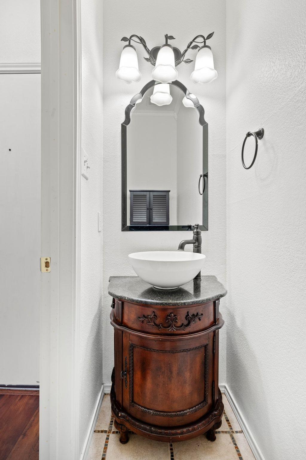 709 B Jane Austen Trl, Pflugerville, TX 78660