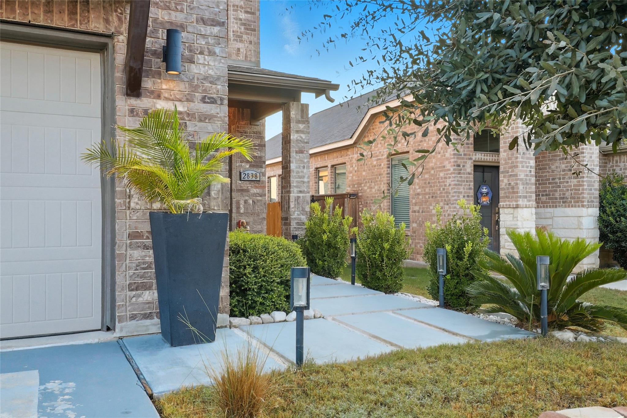 2838 High Castle Ln, San Antonio, TX 78245