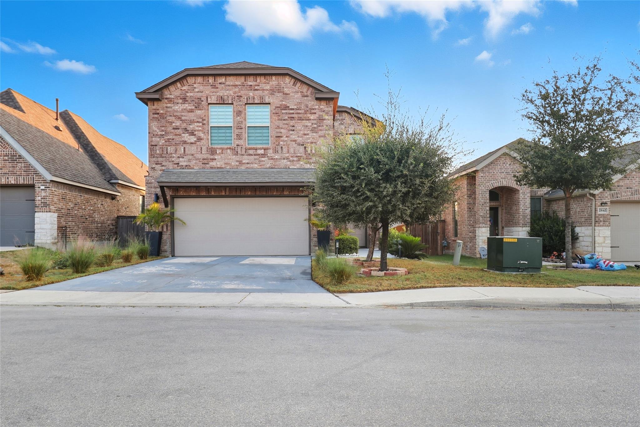 2838 High Castle Ln, San Antonio, TX 78245