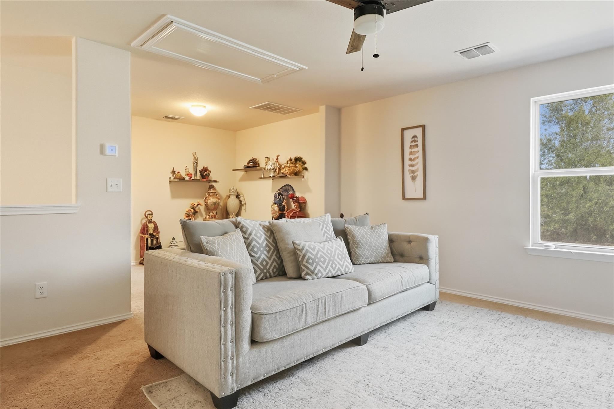 2838 High Castle Ln, San Antonio, TX 78245