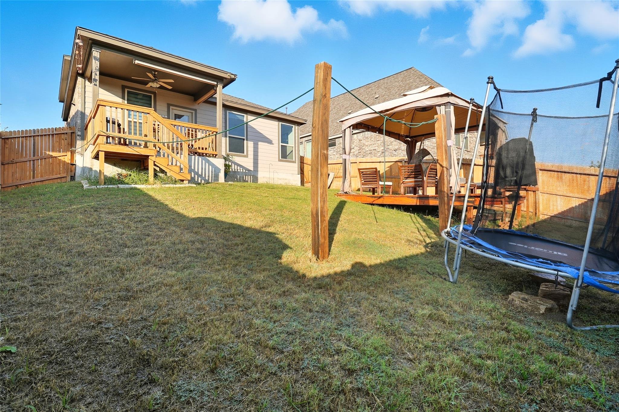 2838 High Castle Ln, San Antonio, TX 78245