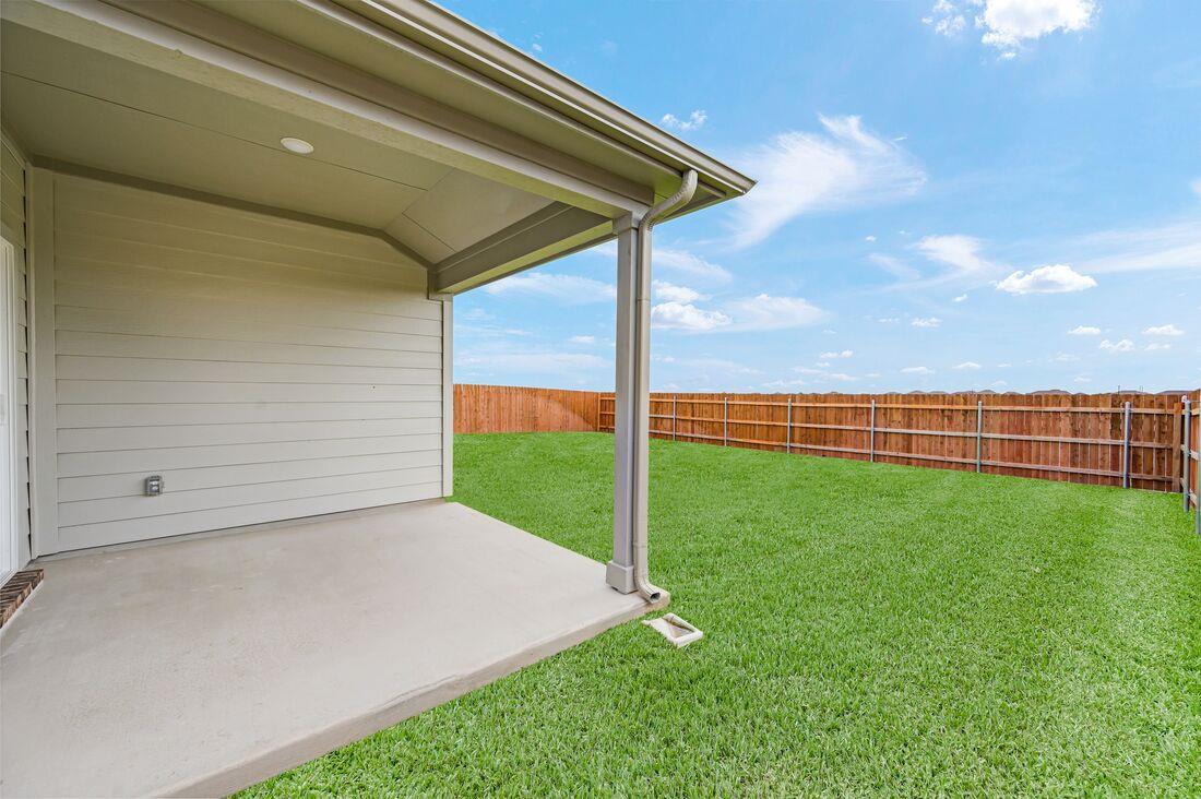 204 Crumpton Way, Hutto, TX 78634