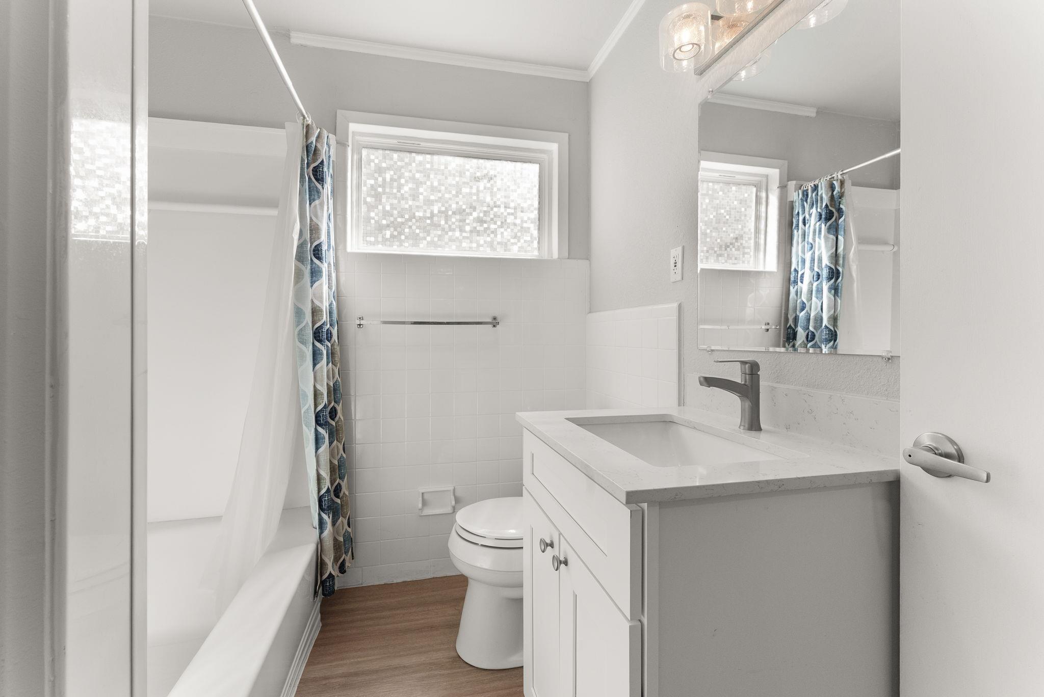 2207 North Plains Ave, Austin, TX 78757