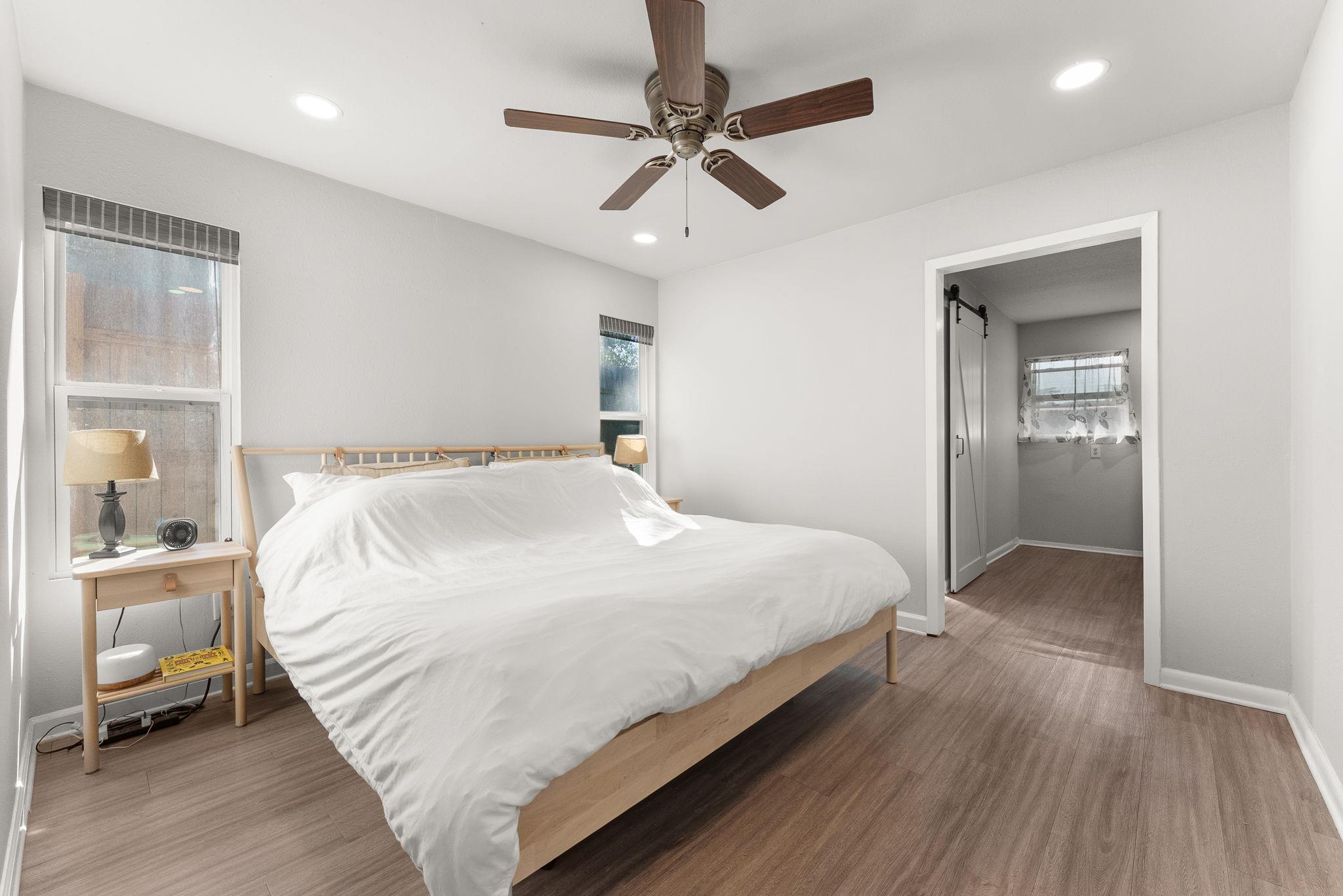 2207 North Plains Ave, Austin, TX 78757