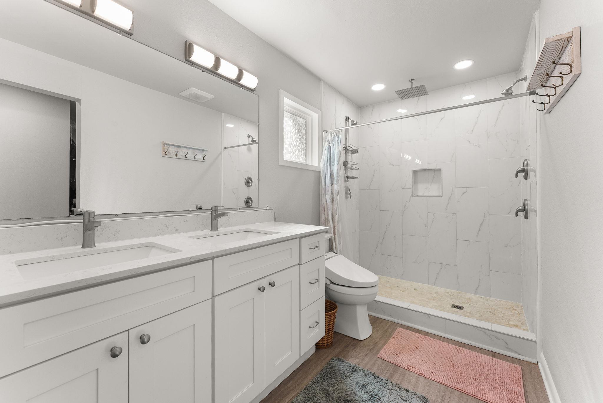 2207 North Plains Ave, Austin, TX 78757