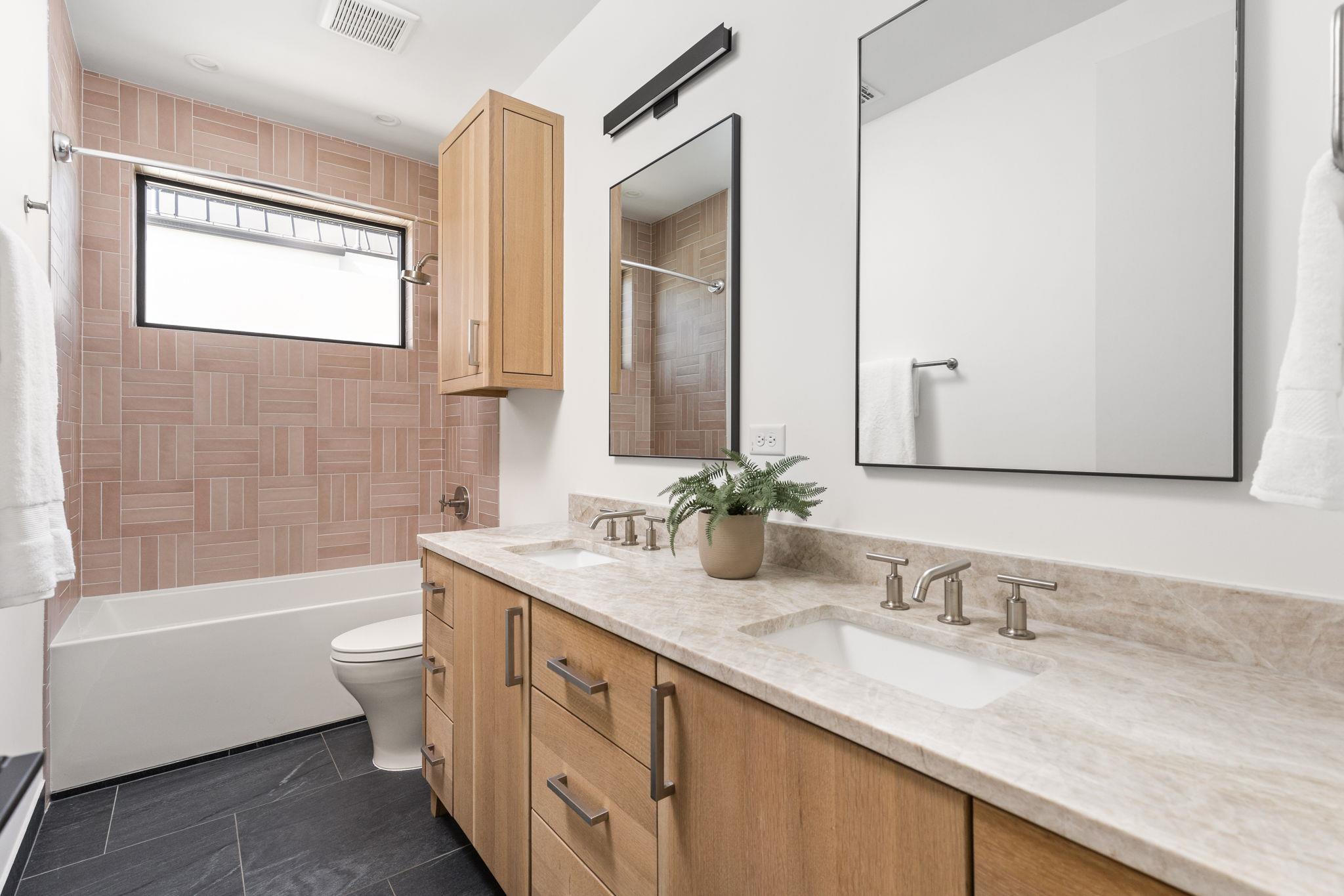 908 Retama St, Austin, TX 78704