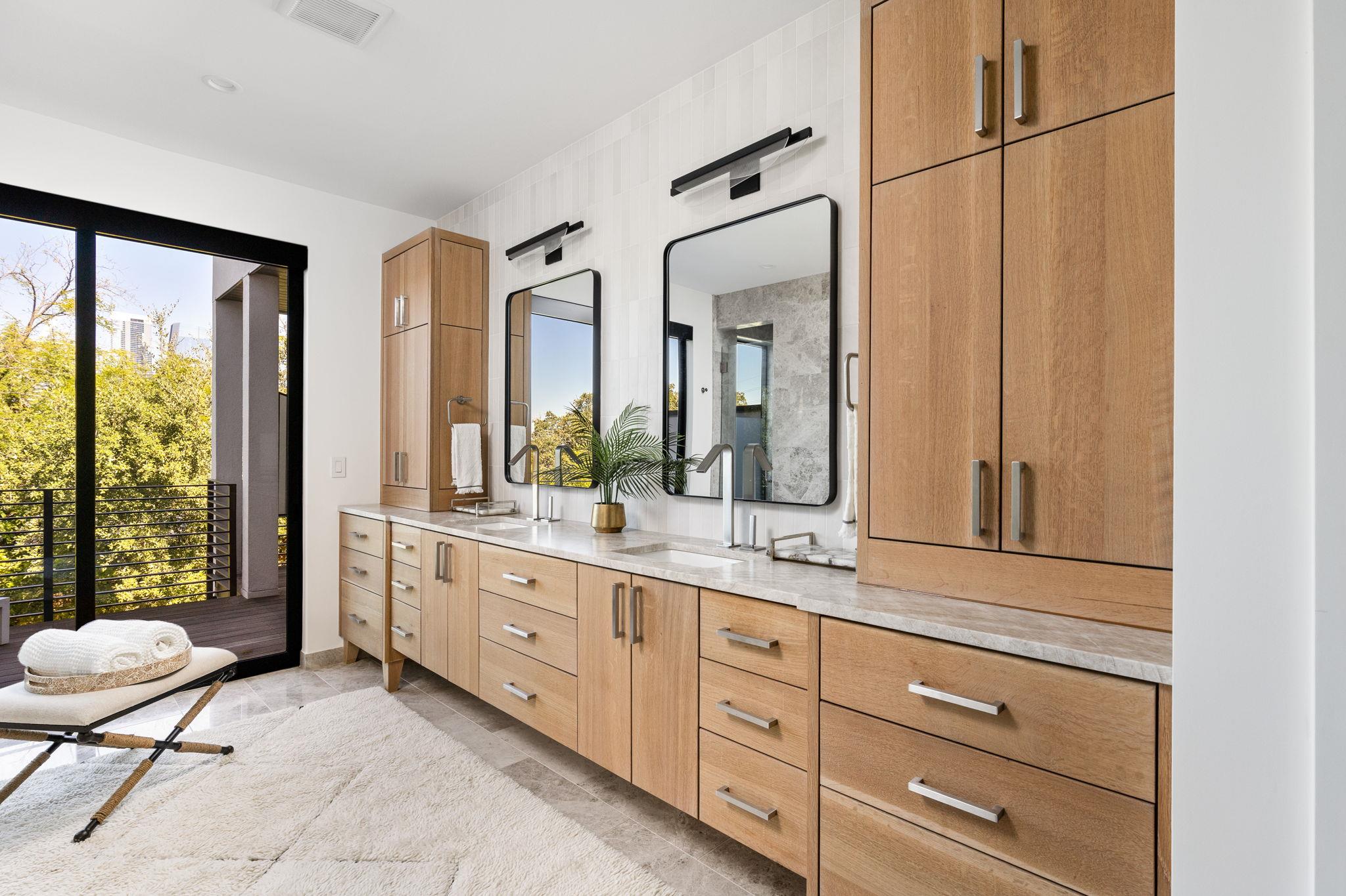 908 Retama St, Austin, TX 78704