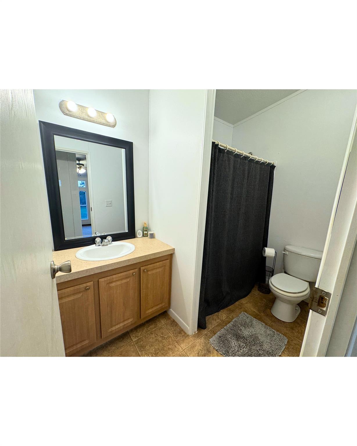 7862 FM 141, Dime Box, TX 77853