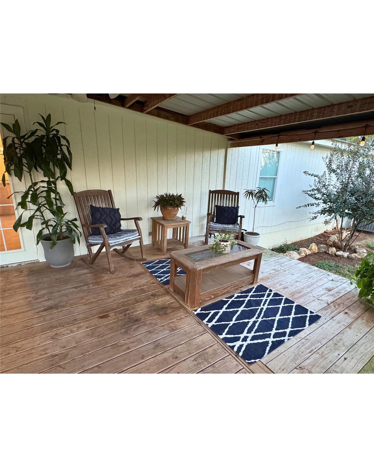 7862 FM 141, Dime Box, TX 77853