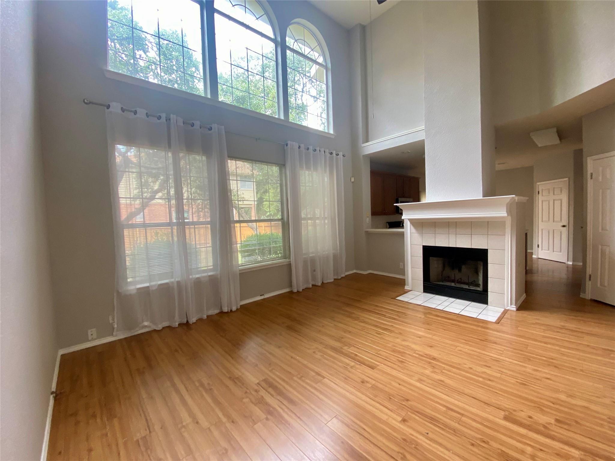 6832 Auckland Dr, Austin, TX 78749