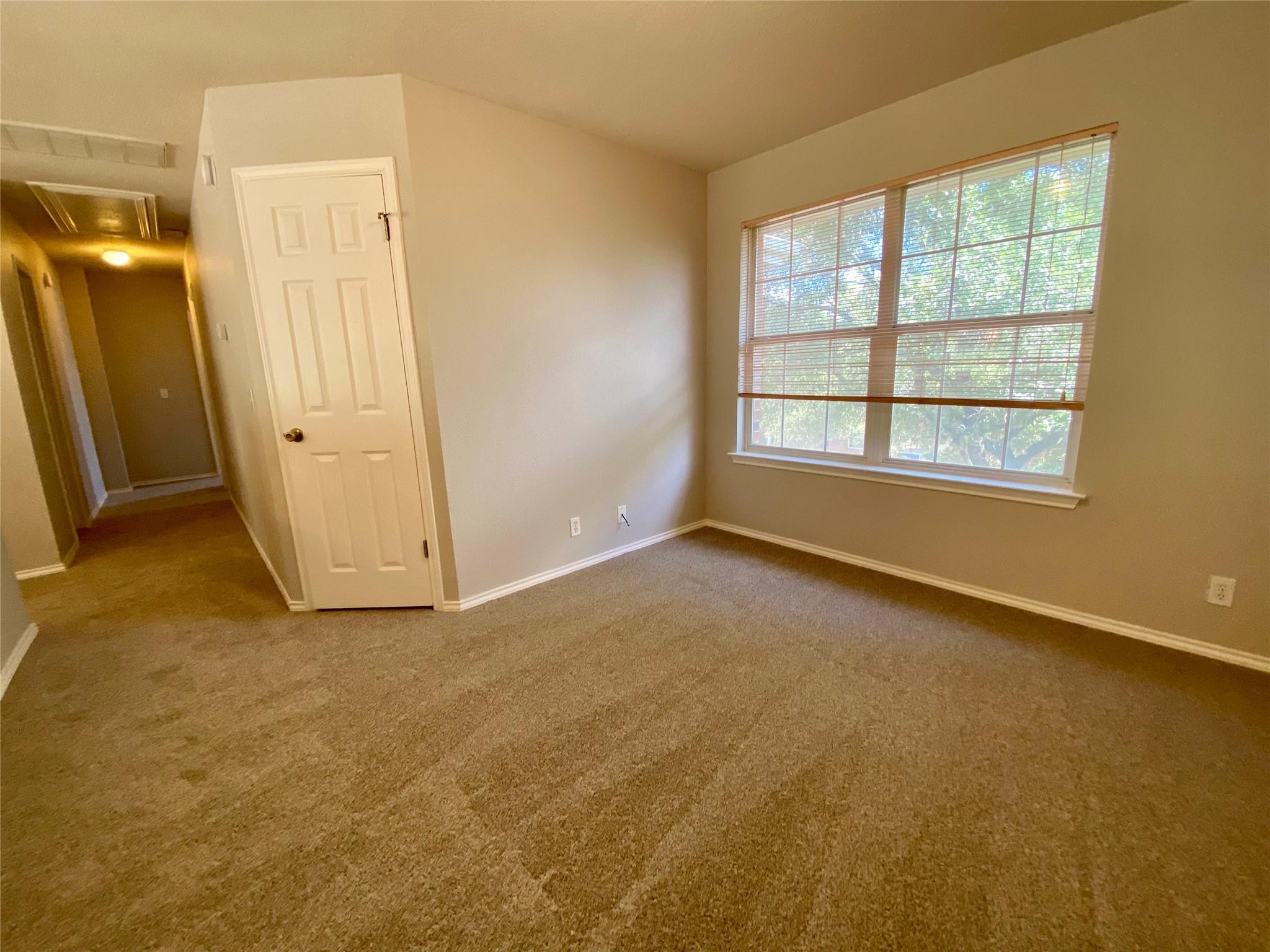 6832 Auckland Dr, Austin, TX 78749