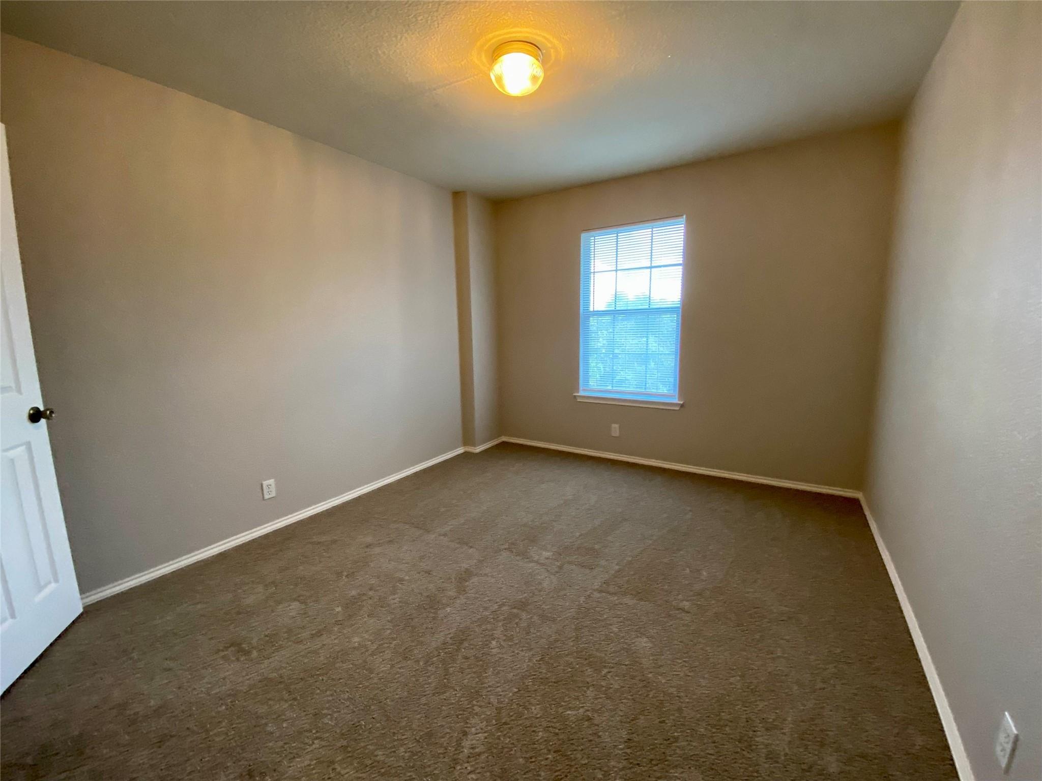 6832 Auckland Dr, Austin, TX 78749