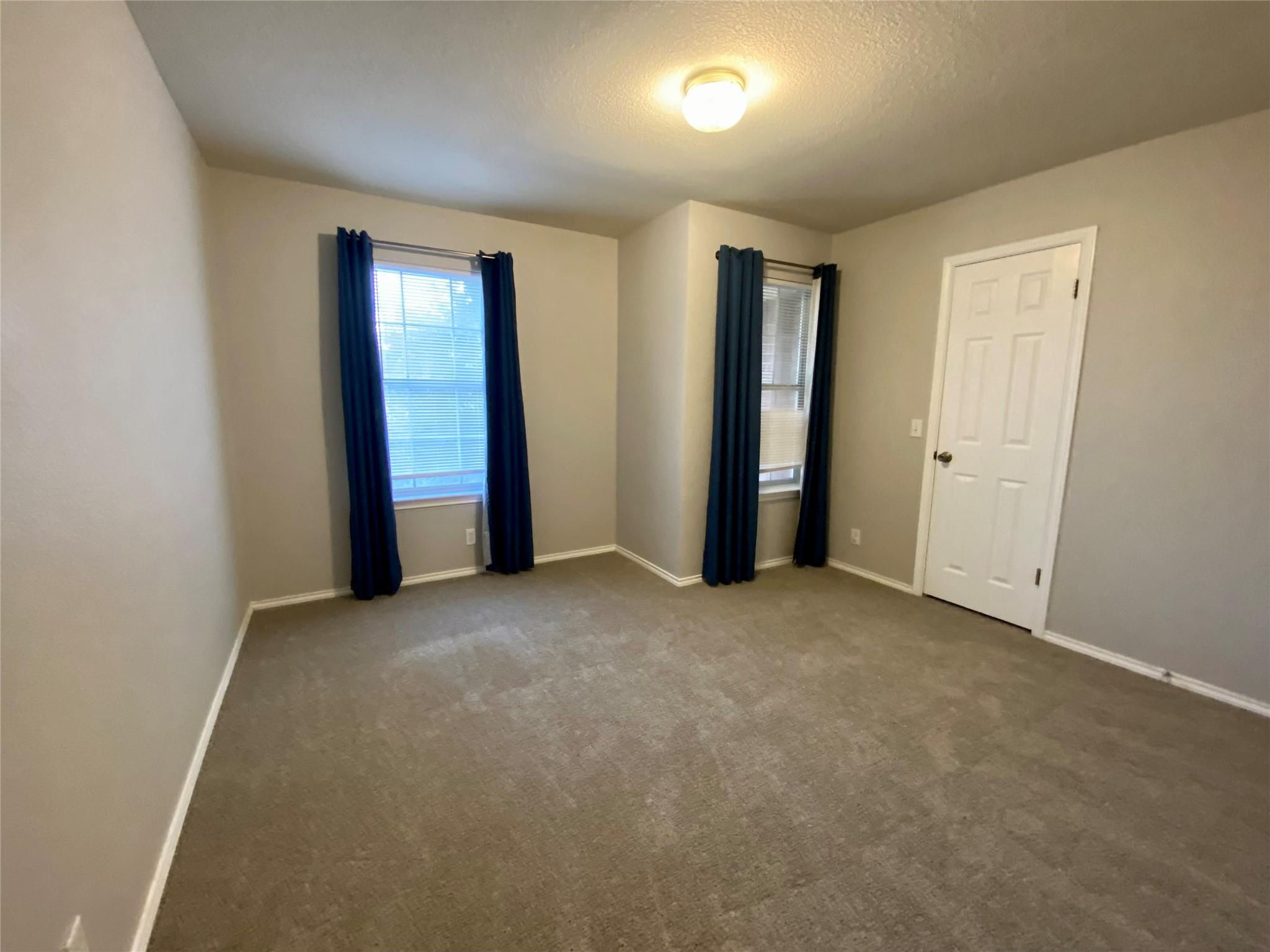 6832 Auckland Dr, Austin, TX 78749