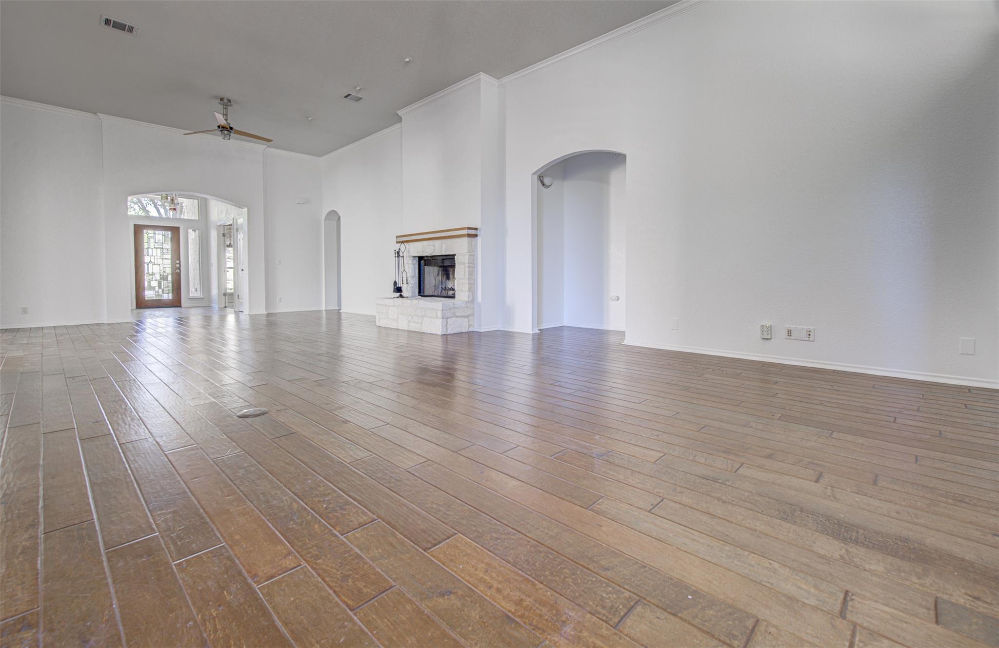 11817 Watercrest Ct, Austin, TX 78738