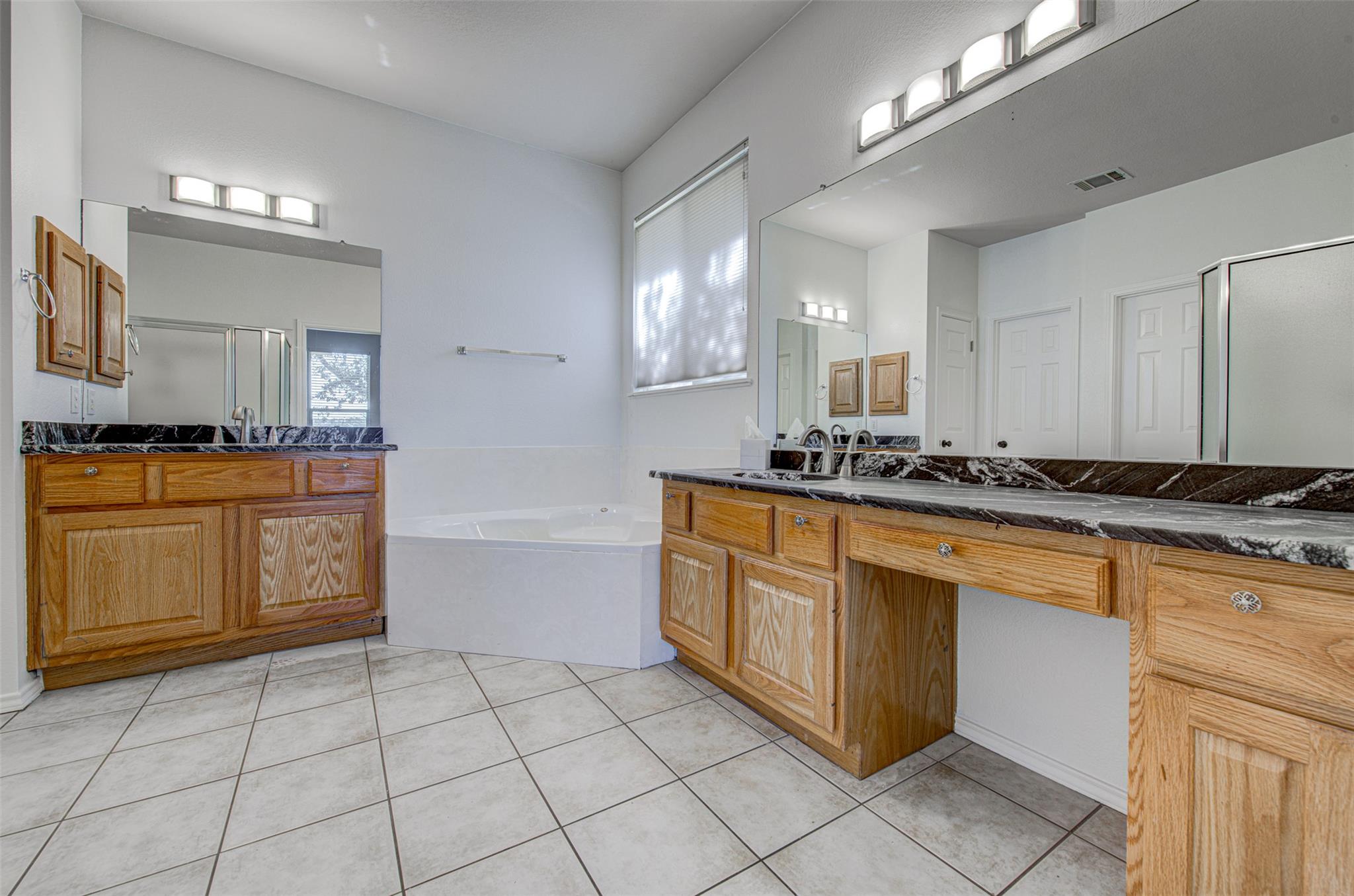 11817 Watercrest Ct, Austin, TX 78738