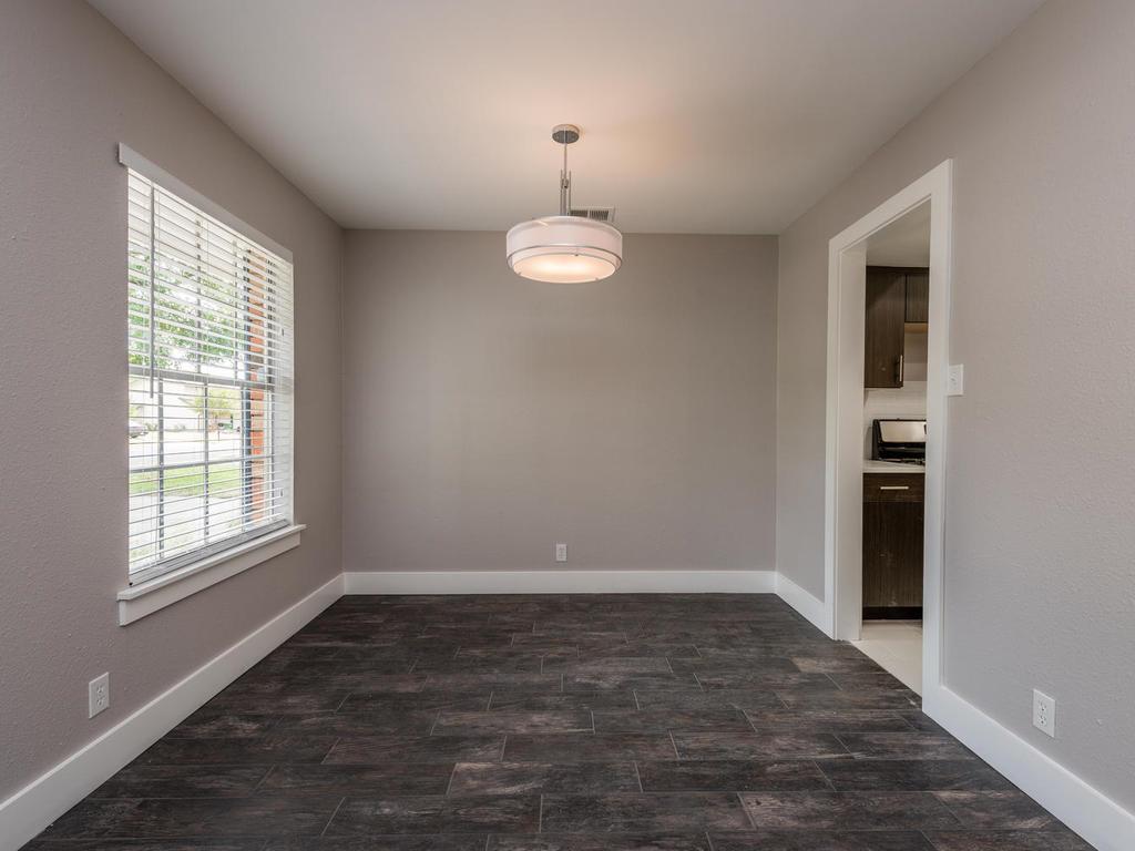 3910 HILLSIDE Dr, Round Rock, TX 78681