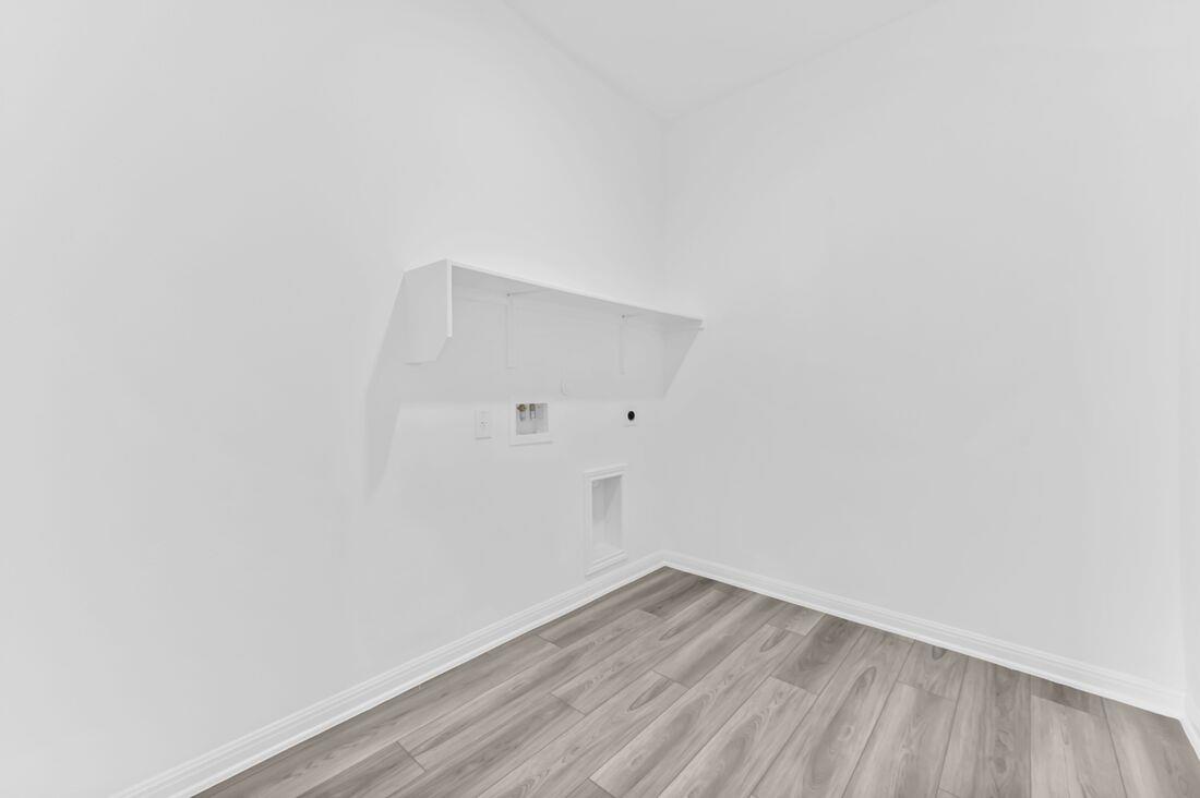 210 Crumpton Way, Hutto, TX 78634