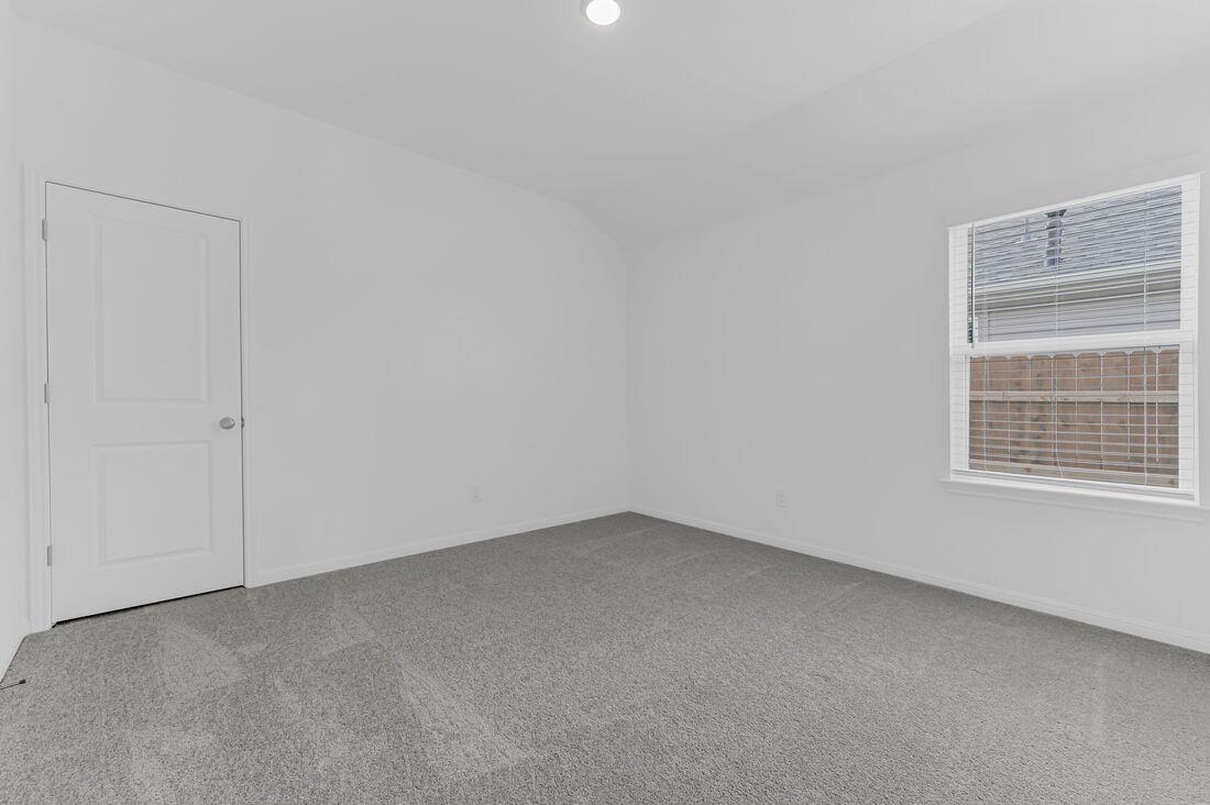 210 Crumpton Way, Hutto, TX 78634