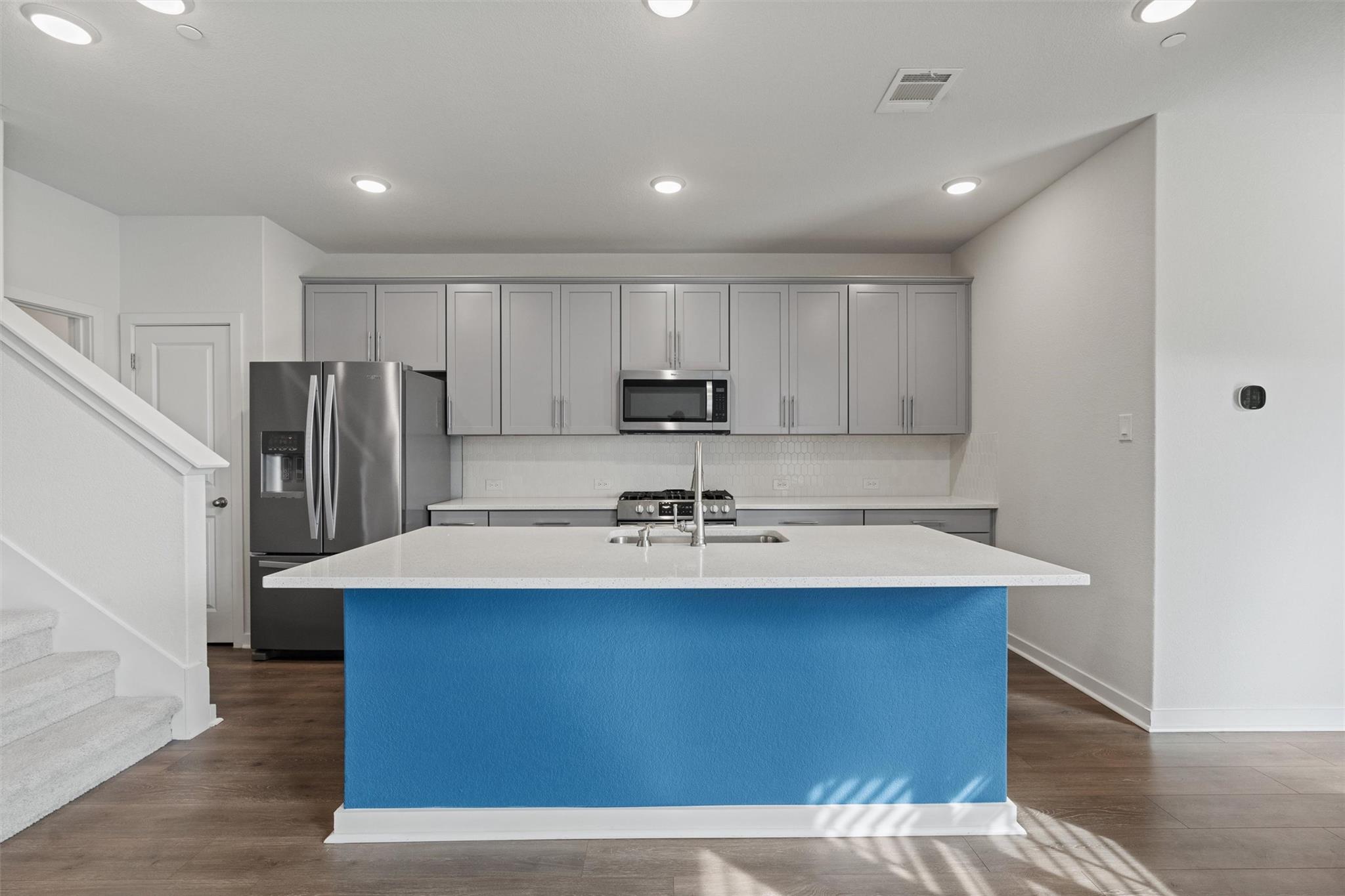 2500 Forest Creek Dr # 302, Round Rock, TX 78665