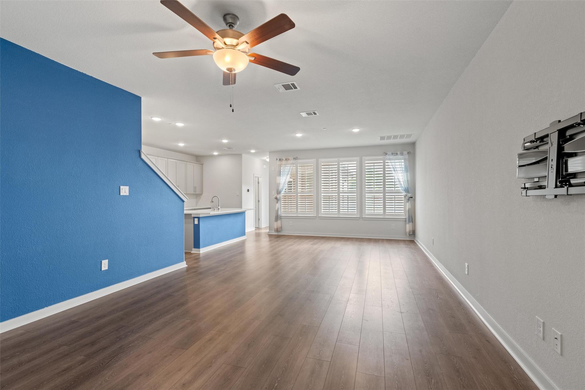 2500 Forest Creek Dr # 302, Round Rock, TX 78665