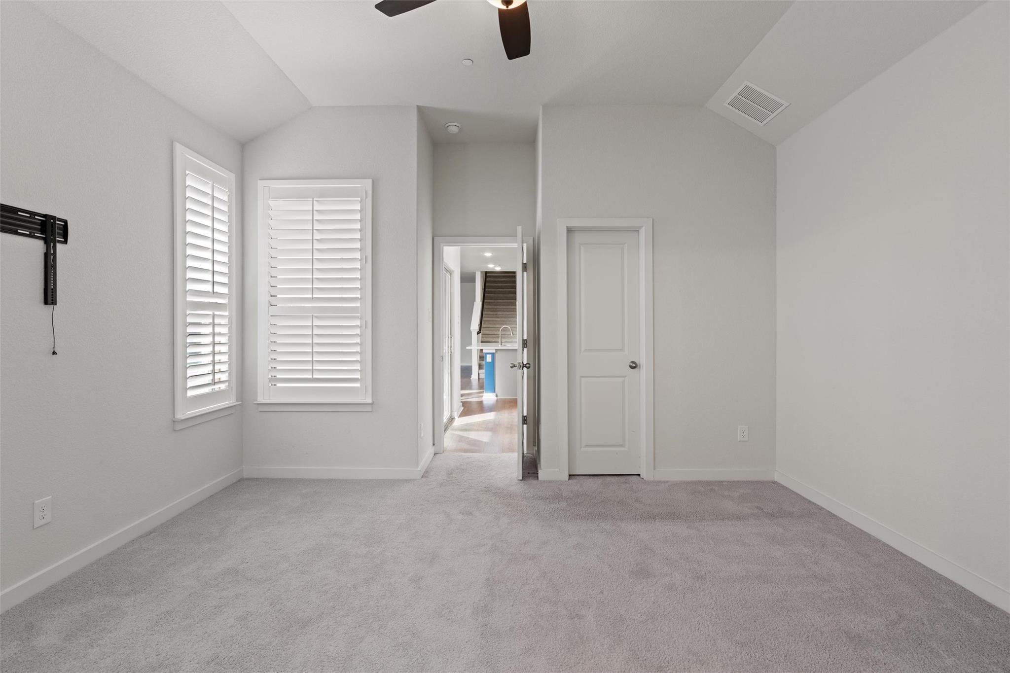 2500 Forest Creek Dr # 302, Round Rock, TX 78665