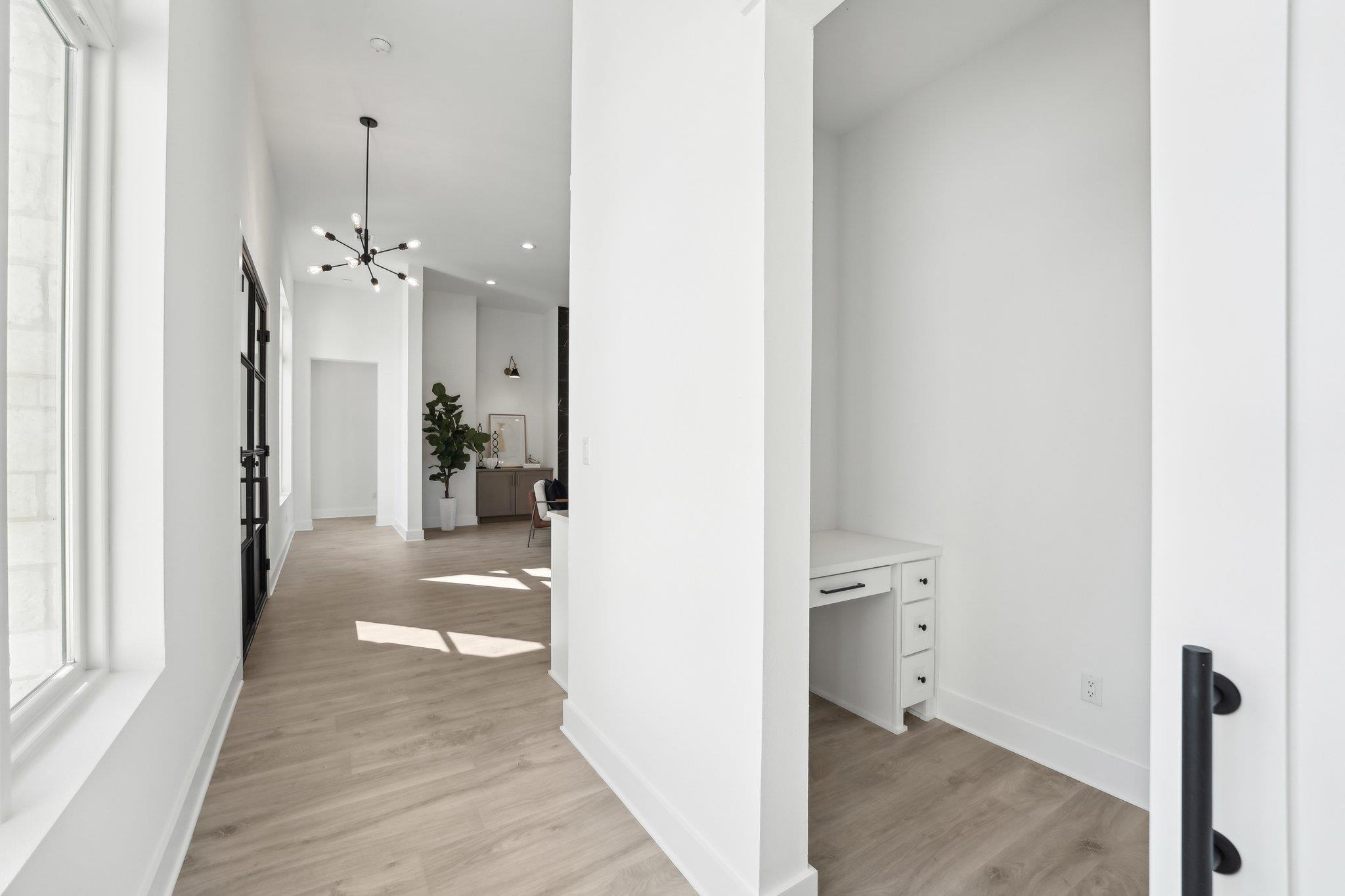 116 Mitchell Creek Dr, Horseshoe Bay, TX 78657