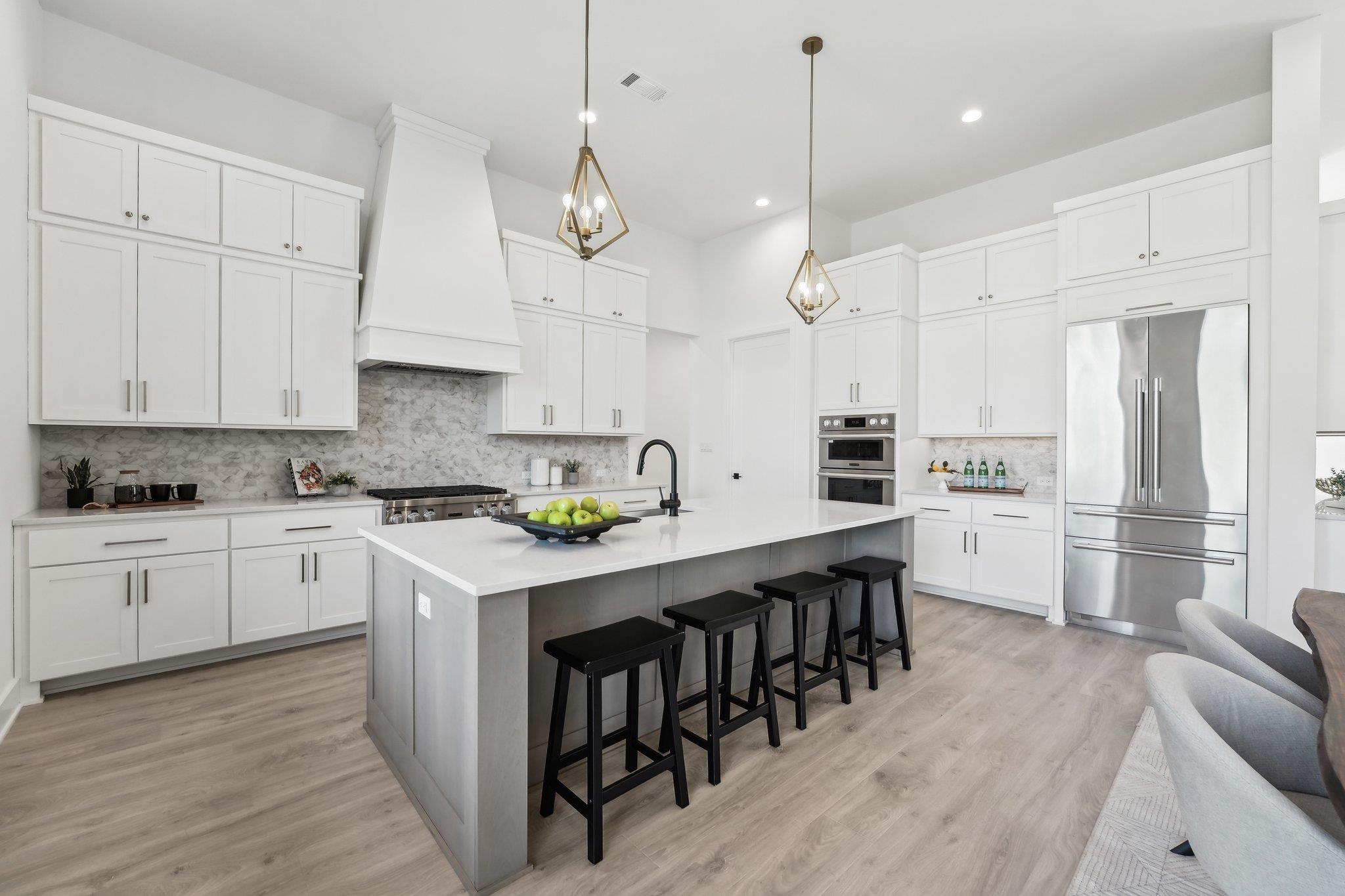 116 Mitchell Creek Dr, Horseshoe Bay, TX 78657