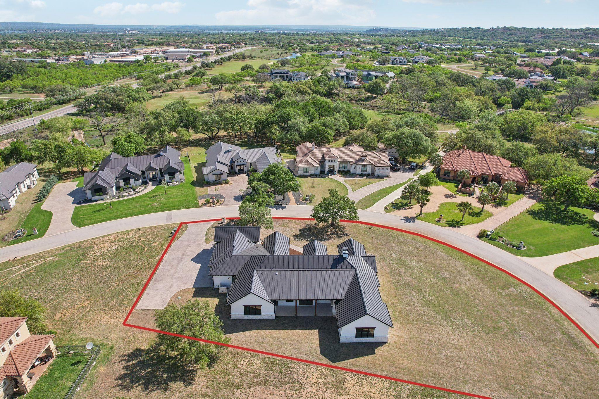 116 Mitchell Creek Dr, Horseshoe Bay, TX 78657