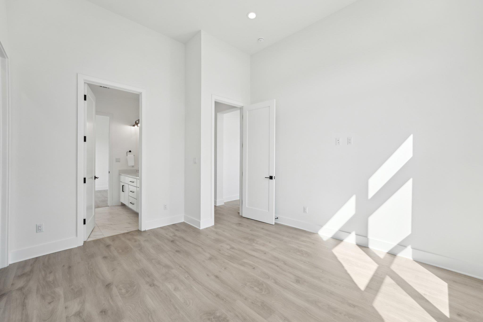 116 Mitchell Creek Dr, Horseshoe Bay, TX 78657