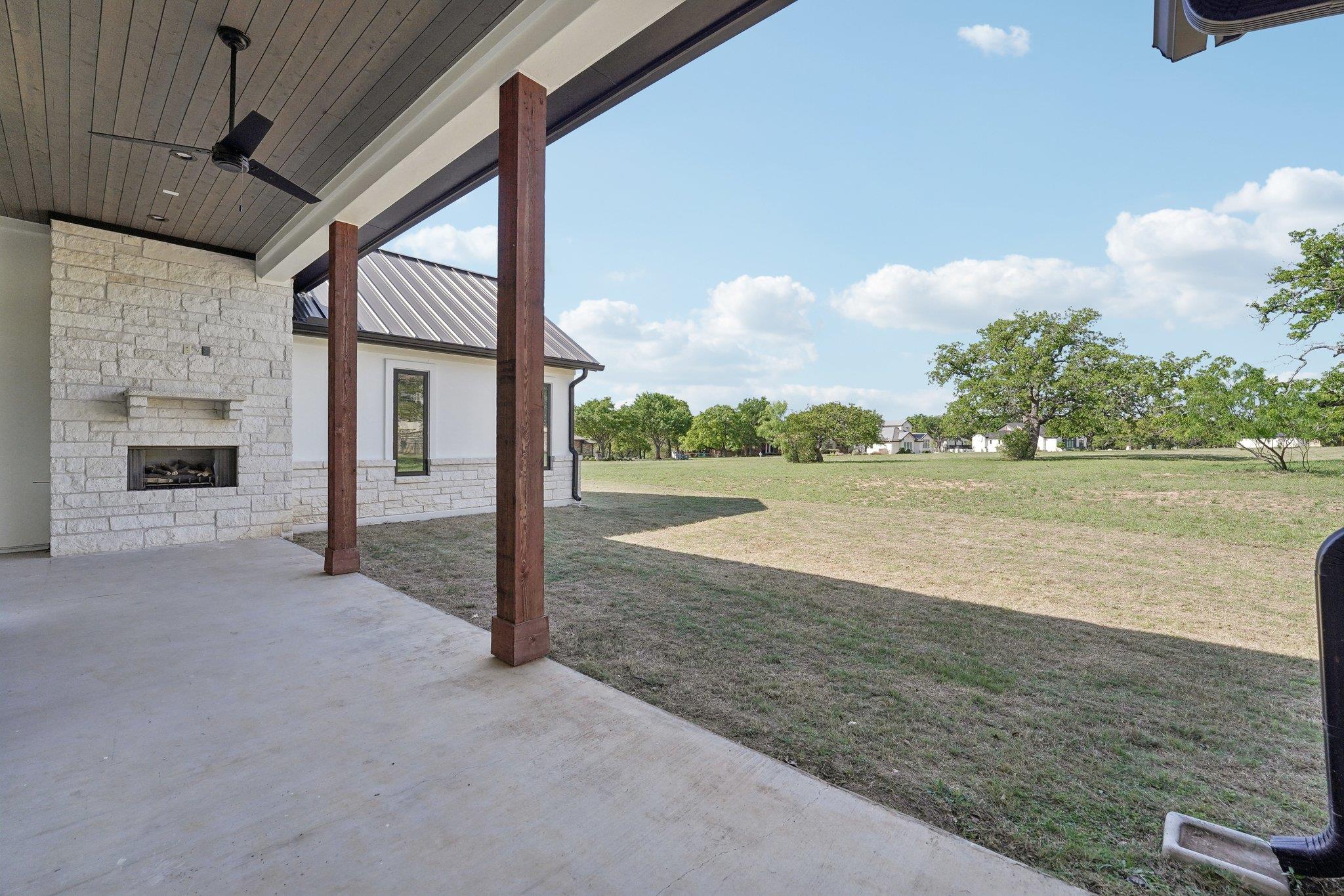 116 Mitchell Creek Dr, Horseshoe Bay, TX 78657