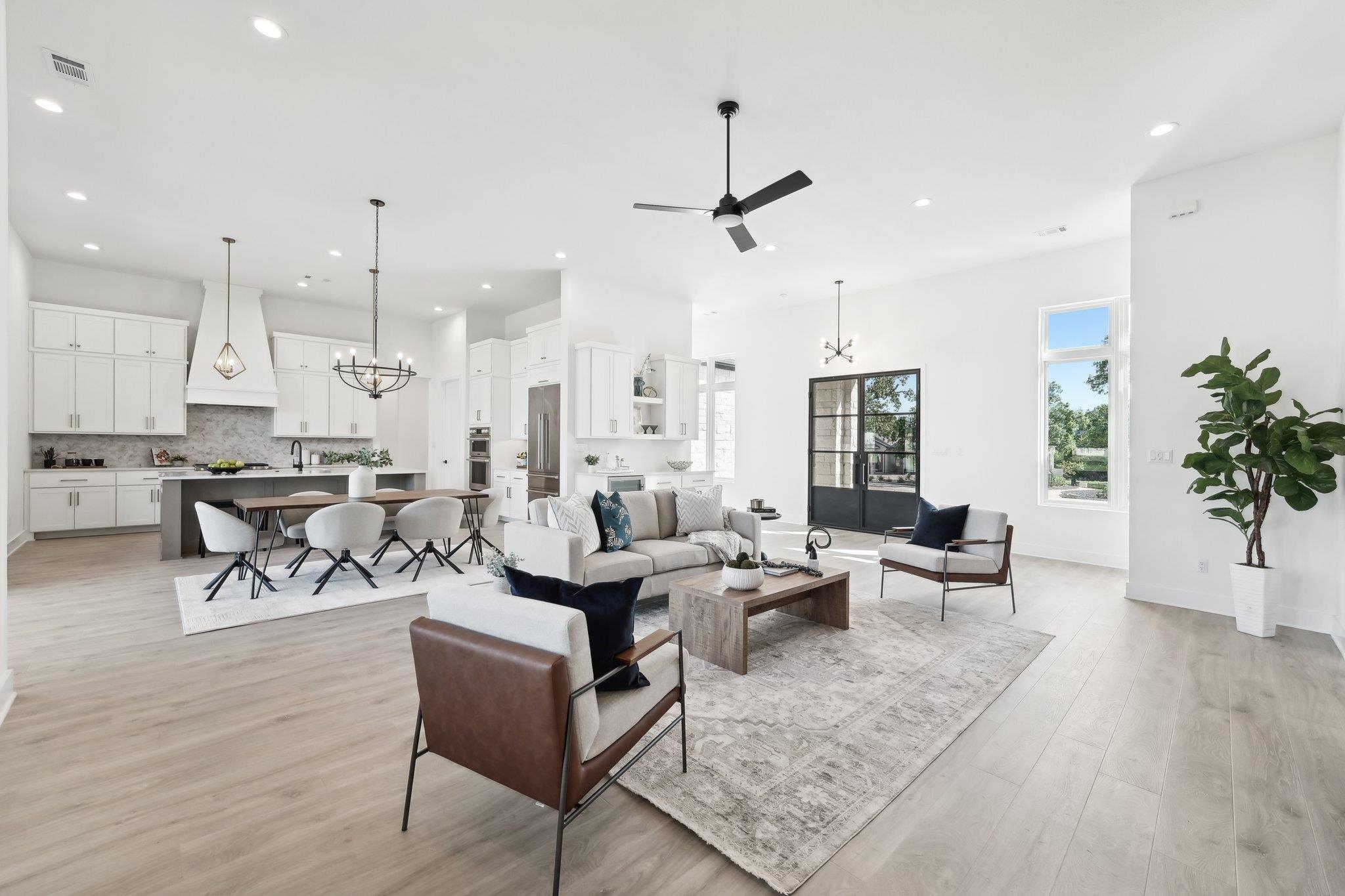 116 Mitchell Creek Dr, Horseshoe Bay, TX 78657