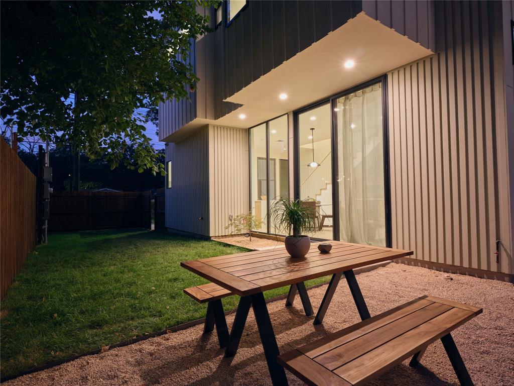 2206 Holly St # 2, Austin, TX 78702