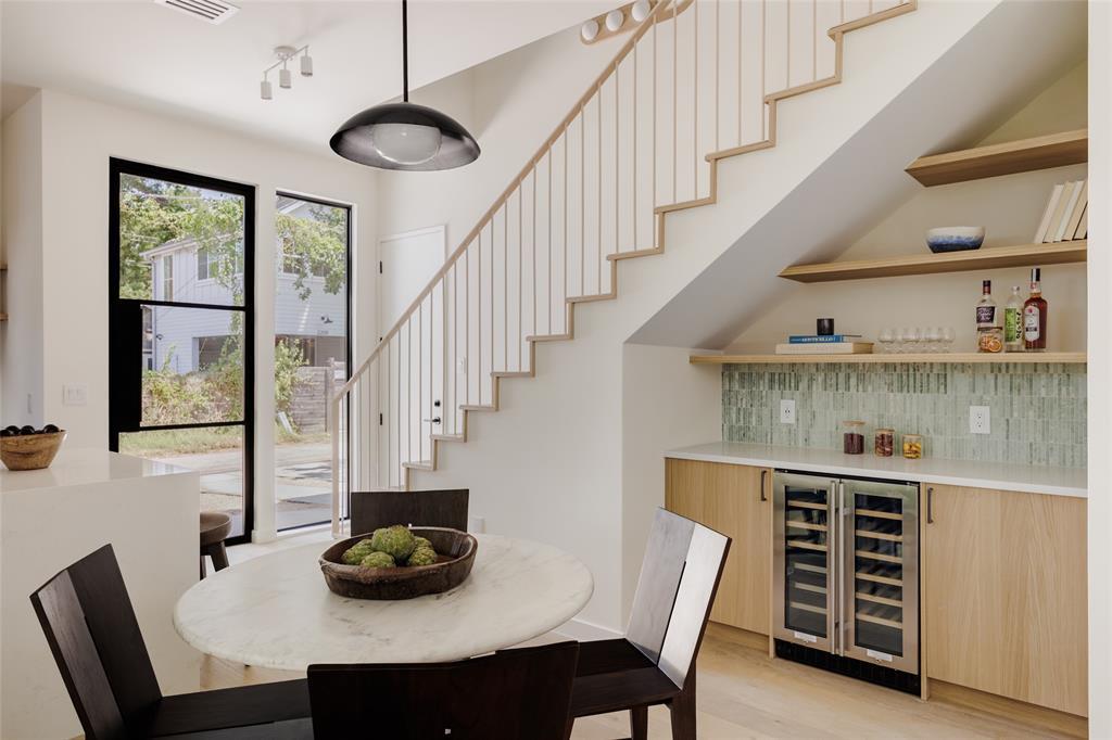 2206 Holly St # 2, Austin, TX 78702