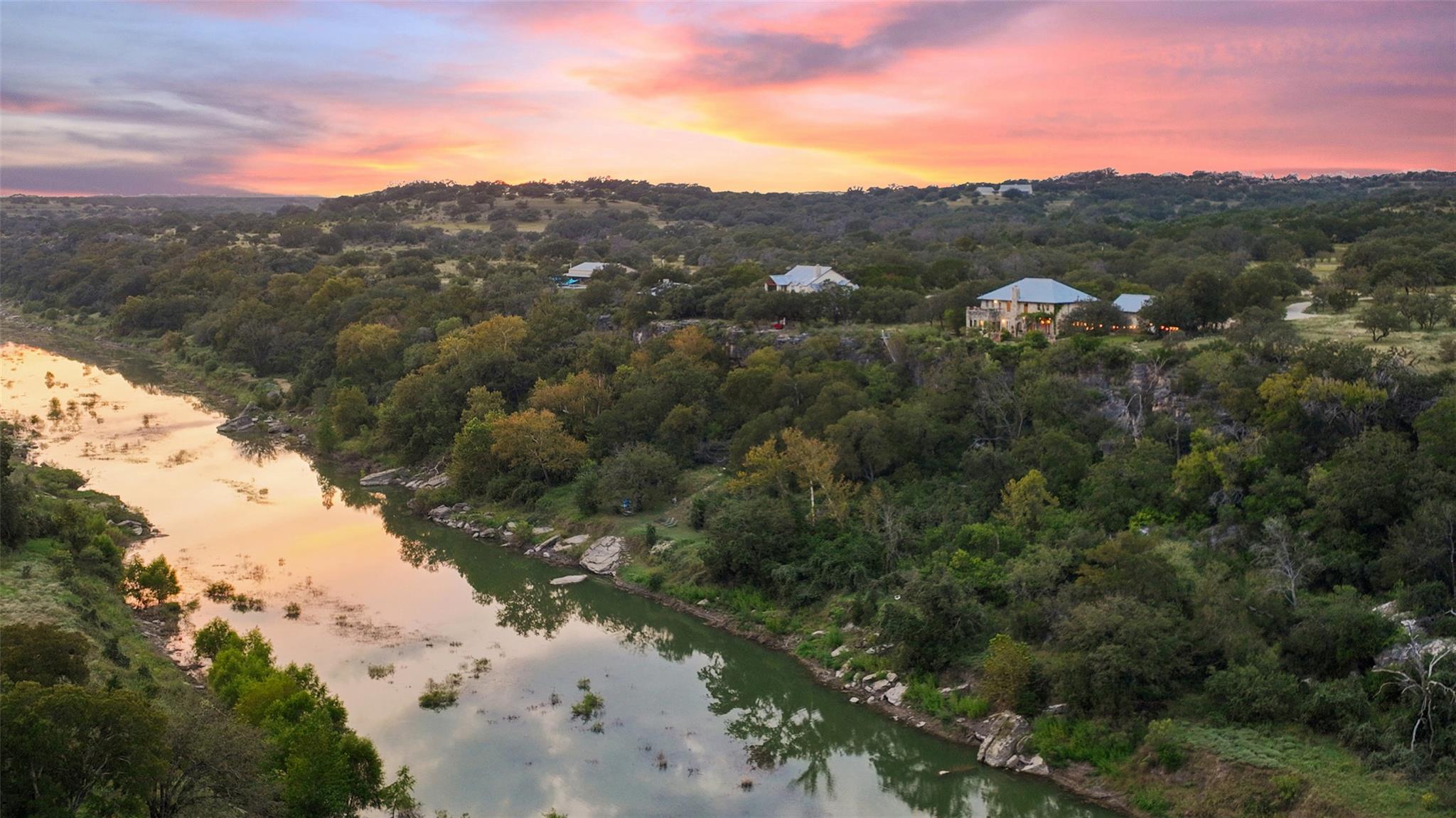 5229 & 5012 Hupedo Ranch Rd, Spicewood, TX 78669