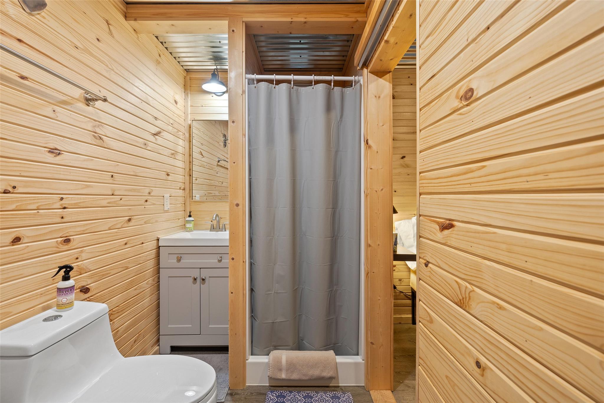 830 Ulrich Rd, Johnson City, TX 78636