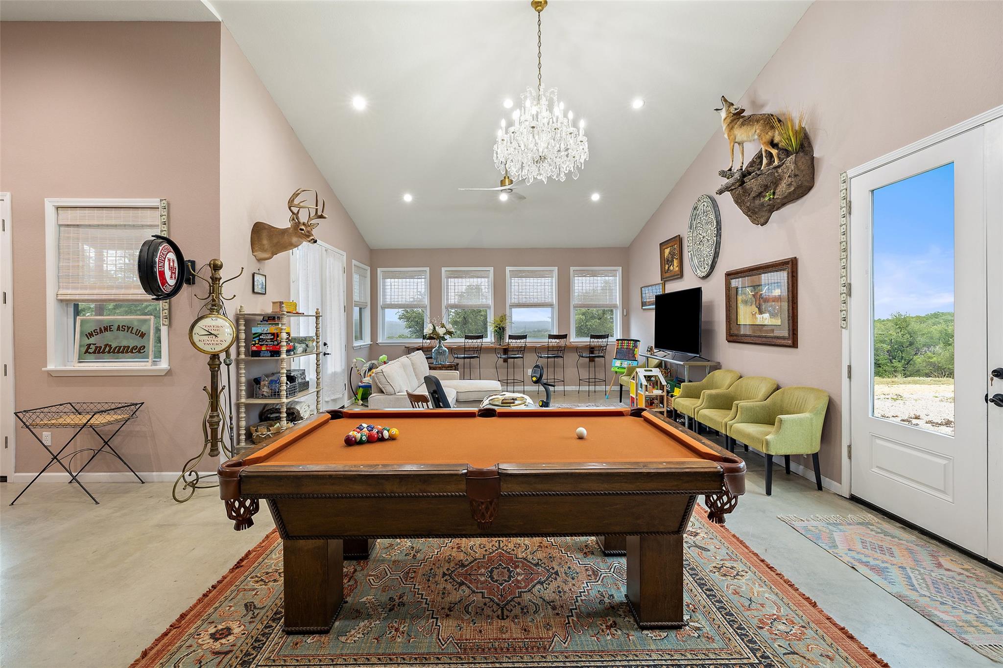 830 Ulrich Rd, Johnson City, TX 78636