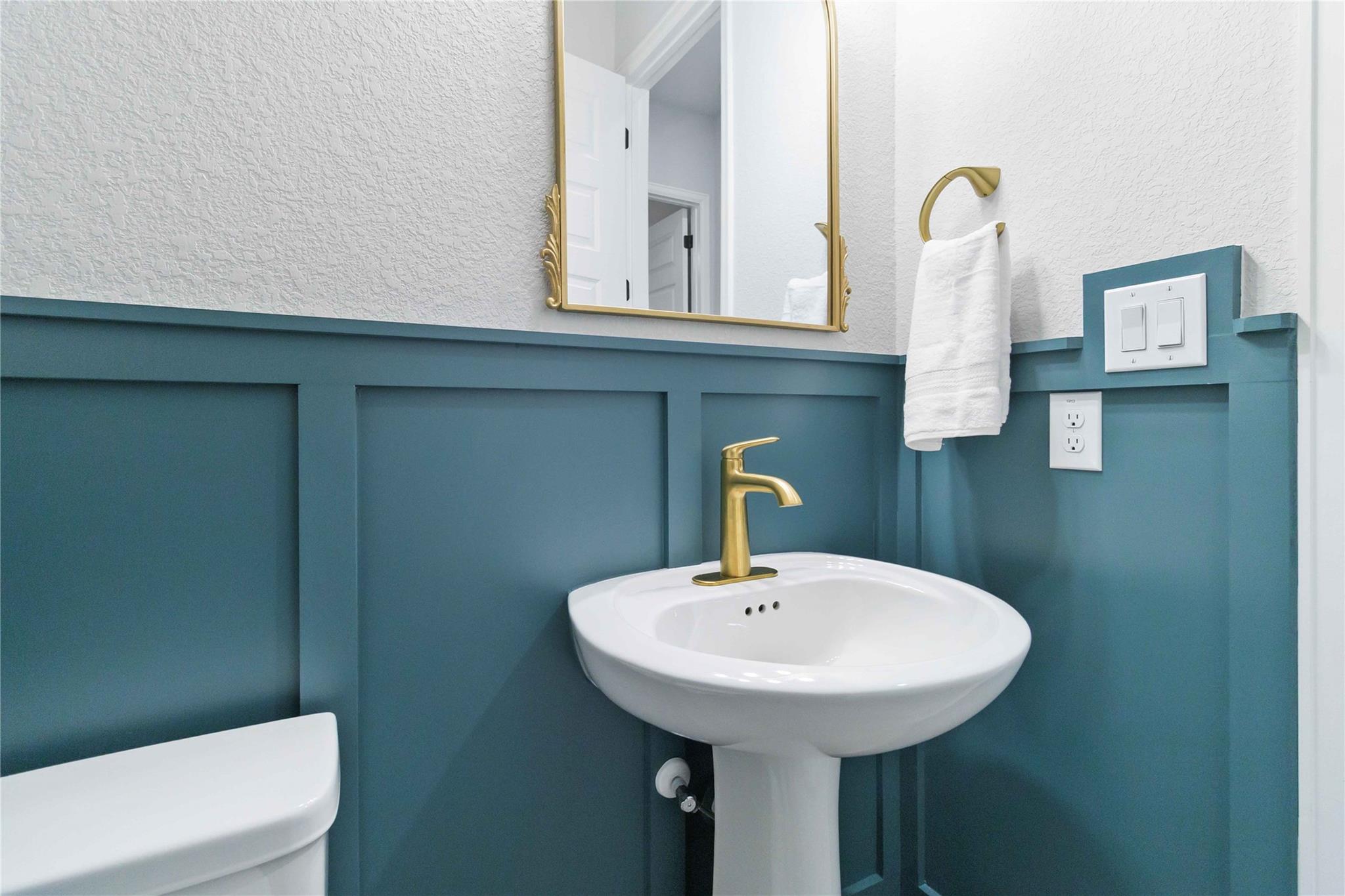 517 Mallow Rd, Leander, TX 78641