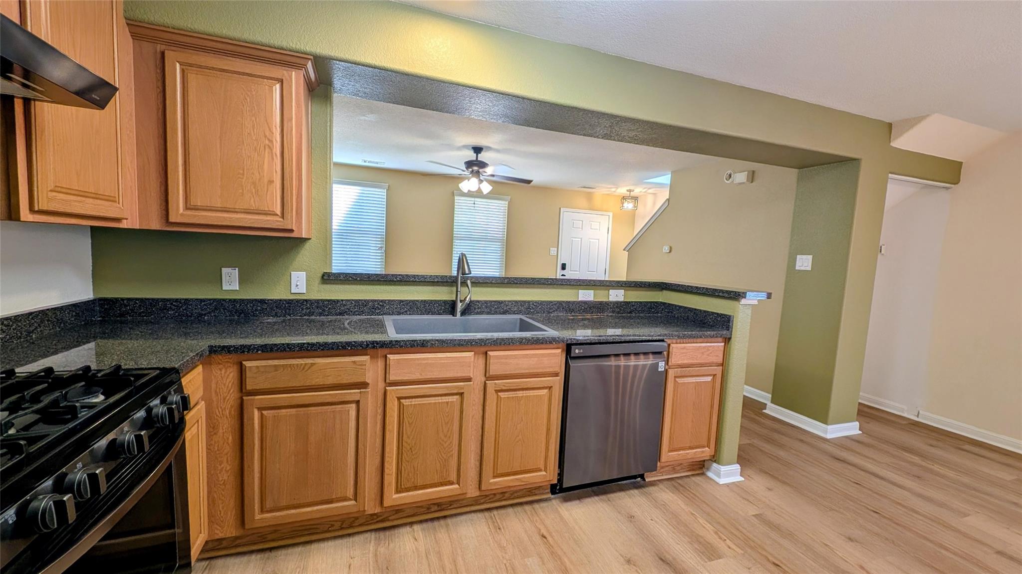 133 Rush Hvn # E034, San Marcos, TX 78666