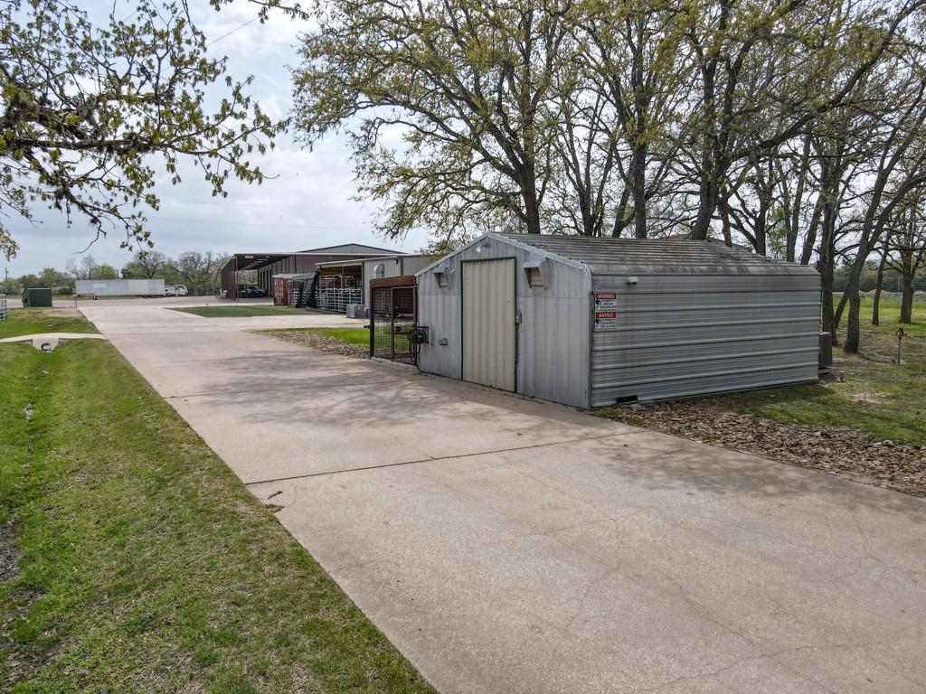 11184 Dan Williams Ln, College Station, TX 77845